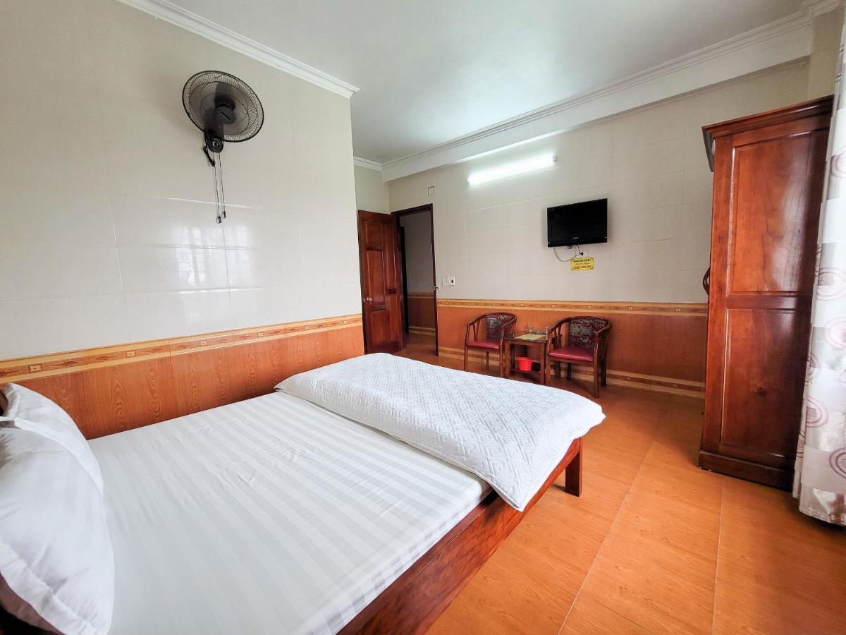 Phu Quy Hotel 하틴 외부 사진